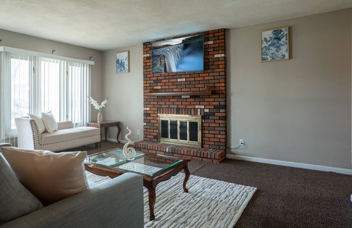 Springfield Maison | Spacious & Cozy ~ Mins to Downtown