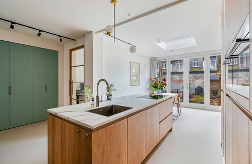 Amsterdam West Appartement | Spacious | Cozy | Newly renovated Apartment