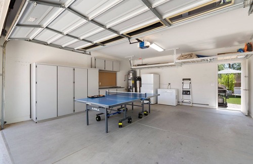 Litchfield Park Maison | Spacious Desert Retreat + Games + Sports