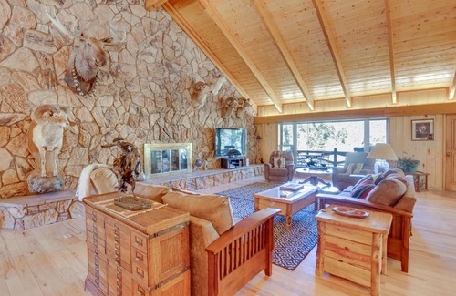 Dolores Maison | Spacious Dolores Vacation Rental with Decks and Views!