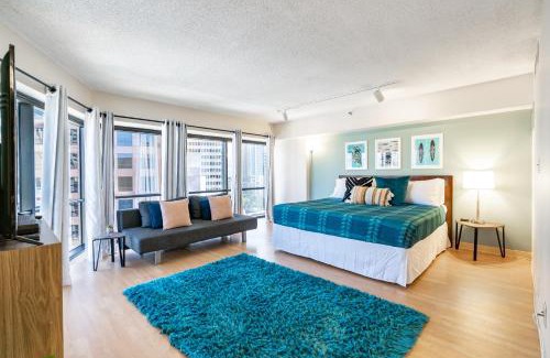 Downtown Honolulu Appartement | Spacious Downtown Executive Retreat - Free Parking