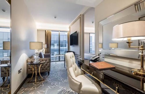 Portsoken Hôtel | Spacious East London Suite – Walk to Tower Bridge & Aldgate Tube Station