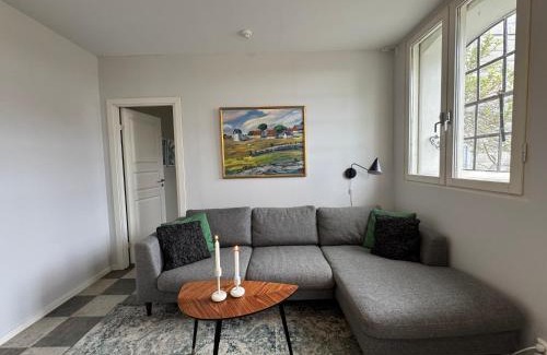 Lilla Beddinge Appartement | Spacious & elegant apartment in a stable at Kvarnviks Gård