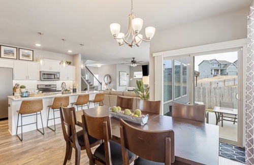 Omaha Maison | Spacious Elkhorn, West Omaha Home. Quiet and safe neighborhood. Newer Build