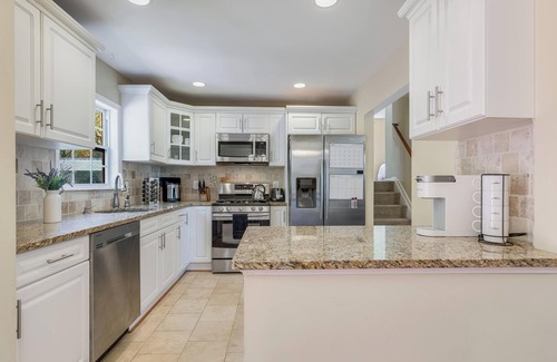 Seabrook Maison | Spacious Entire Home in delightful Lanham, close to Washington DC