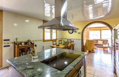 Torrelles de Llobregat Villa | Villa spacieuse et sublime à seulement 15km de Barcelone!