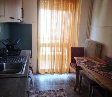 Alexandroupoli Appartement | Spacious Family-Friendly 2BR Flat Near City Center