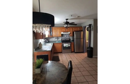Thibodaux Maison | Spacious family friendly 3 bedroom 2 bath home