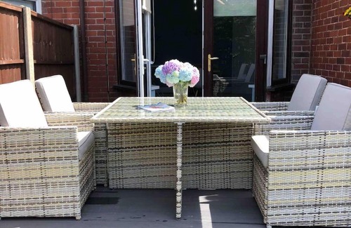 Bispham Maison | Spacious Family Home Minutes from the Beach