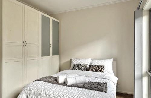 Parkville Maison | Spacious Family Home Near Melbourne CBD