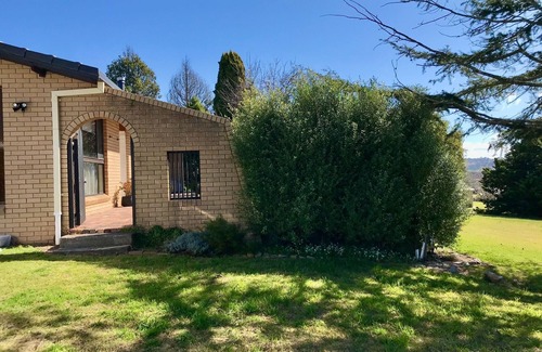Tenterfield Maison | Spacious Family Retreat on the edge of Tenterfield