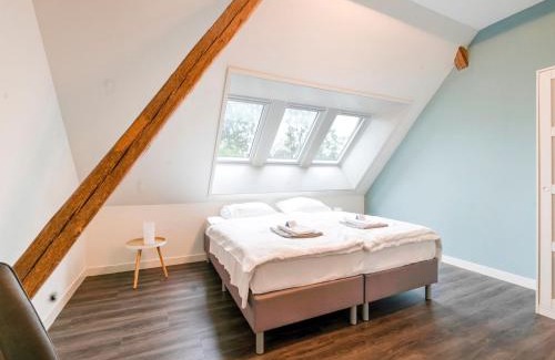 Noardburgum Maison | Spacious Farmhouse with Sauna, hottub