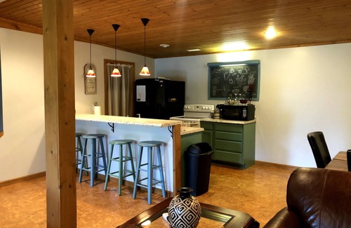 New Florence Autre | Spacious Five Bedroom Country Home Near Hermann MO