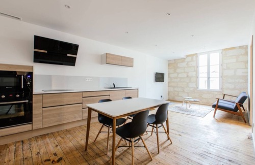 Castillon-la-Bataille Appartement | Appartement spacieux et lumineux avec climatisation