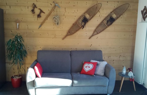 Font-Romeu-Odeillo-Via Appartement | Gîte spacieux Authentique Terrasse 25m² exposée plein sud Face à l'arrêt navette