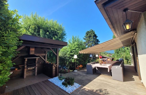 Menthon-Saint-Bernard Maison | Spacieuse Villa sur le Lac d'Annecy - Charmante en été ou en hiver
