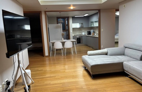 Seocho-dong Appartement | Spacious & Fully Equipped Apartment in Jamsil