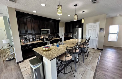 Marbella Maison | Spacious Fun & Convenient