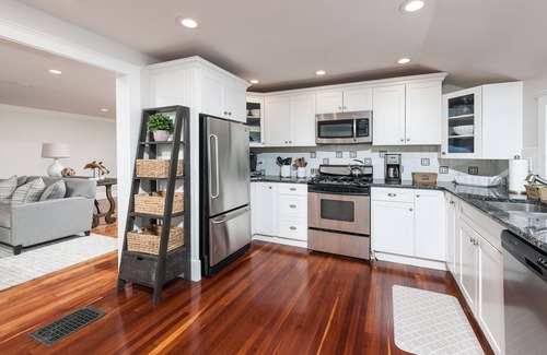 Andover Maison | Spacieux et gracieux 3 chambres, 2 salles de bain complètes Ranch vie dans un emplacement central!