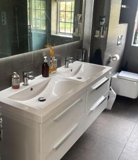 Thornton Maison | Spacious Guest House Thornton Road, Garden Room