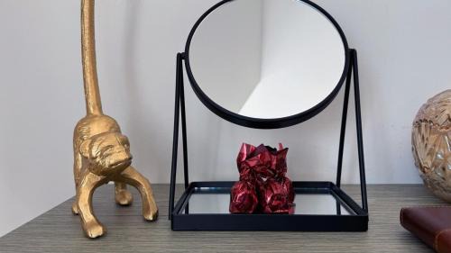 Swiss Cottage Appartement | Spacious Guest Studio - En-Suite - Central - Calm View