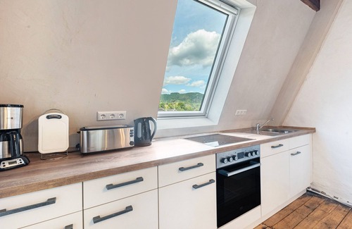 Neef Appartement | Appartement 'Große Ferienwohnung 1 Mit Kamin' avec vue sur la montagne et Wi-Fi