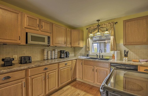 Burdett Maison | Spacious Home by Finger Lakes & Watkins Glen!