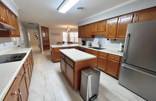 Tupelo Maison | Spacious Home in Central Tupelo
