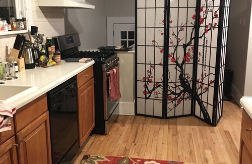 City Park West Maison | Spacious home in City Park West!
