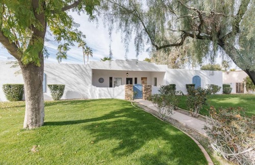 Moon Valley Maison | Spacious Home in Moon Valley- Heated Pool & Spa