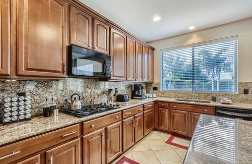 Palm Valley Maison | Spacious home in the heart of the West Valley with heated pool and game room