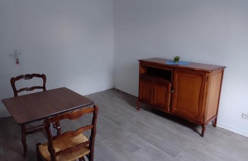 Lieusaint Cabine | Spacious Home - Maison Spacieuse