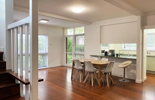 Wellers Hill Maison | Spacious Home Near CBD 20x Faster 5G @390 Mbps