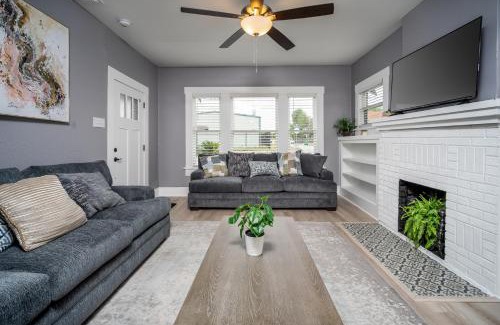 Beacon Hill Maison | Spacious Home Near Downtown San Antonio