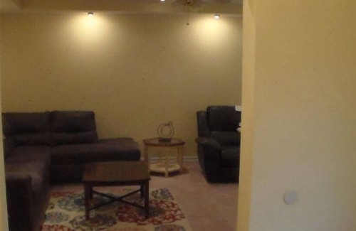 Scottown Maison | spacious home near Marshall University and Two Hospitals