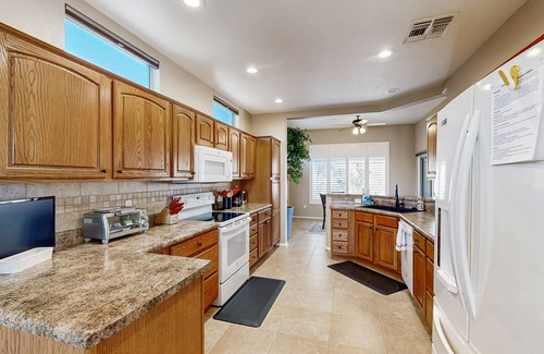Rancho Vistoso Maison | Spacious home with access to shared pool/hot tub, sport courts, game room, & gym