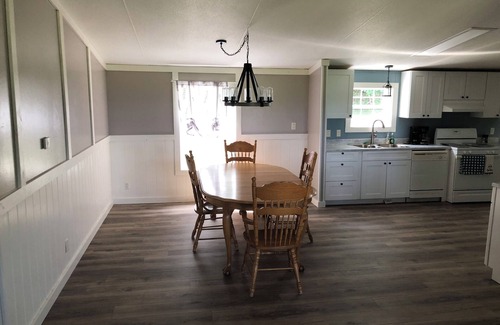 Towanda Maison | Spacious home with great views near Mountain Lake, Towanda Pa.