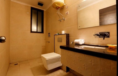 Mahipalpur Hôtel | Spacious hotel in enjoyable Near New Delhi Airport with AC, WiFi