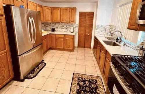 Valley Stream Maison | Spacious house 10 minutes from JFK Airport for a large family