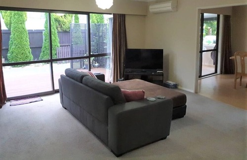 Avonhead Maison | Spacious House Highland Place Avonhead