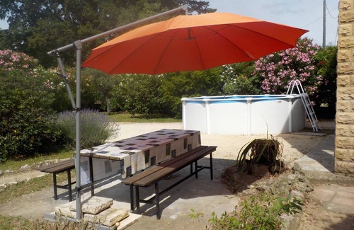 Cornillon Appartement | Spacieuse maison au calme entre Ardèche et Provence a Goudargues