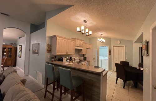 DeLand Maison | Spacious House near Downtown Deland
