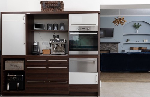 Mylor Churchtown Maison | Spacious House nr Castle Beach, Parking & Sauna