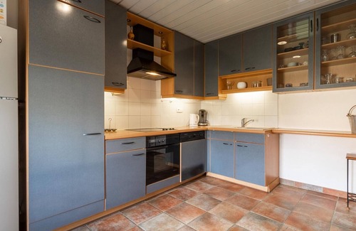 Port-sur-Saone Cottage | Spacious house with garden and river view
