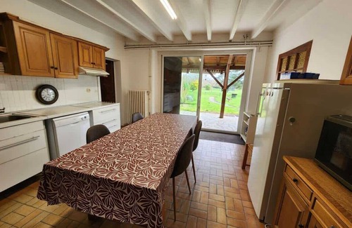 Salles-en-Toulon Maison | Maison spacieuse avec grand jardin à Valdivienne