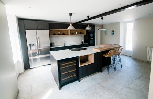 Grosville Cottage | Maison spacieuse avec piscine intérieure et jardin, proche de la mer