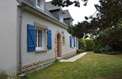 Plomodiern Maison | maison spacieuse avec grand jardin et terrasse en baie de douarnenez