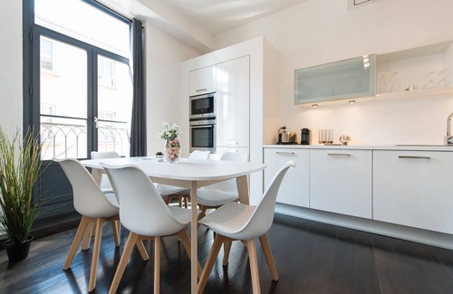 Secteur 2 Appartement | Spacieux appartement hypercentre