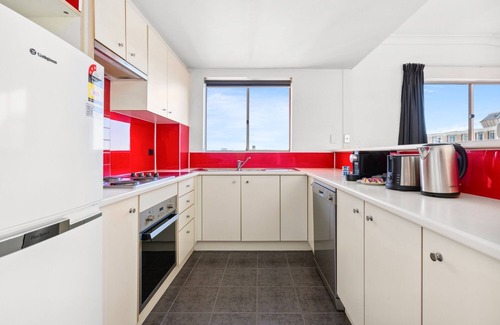Camperdown Appartement | Spacious Inner-West 2-Bed with Alfresco Dining
