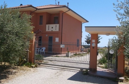 Roseto degli Abruzzi Maison | Appartement spacieux et accueillant sur une colline surplombant la mer